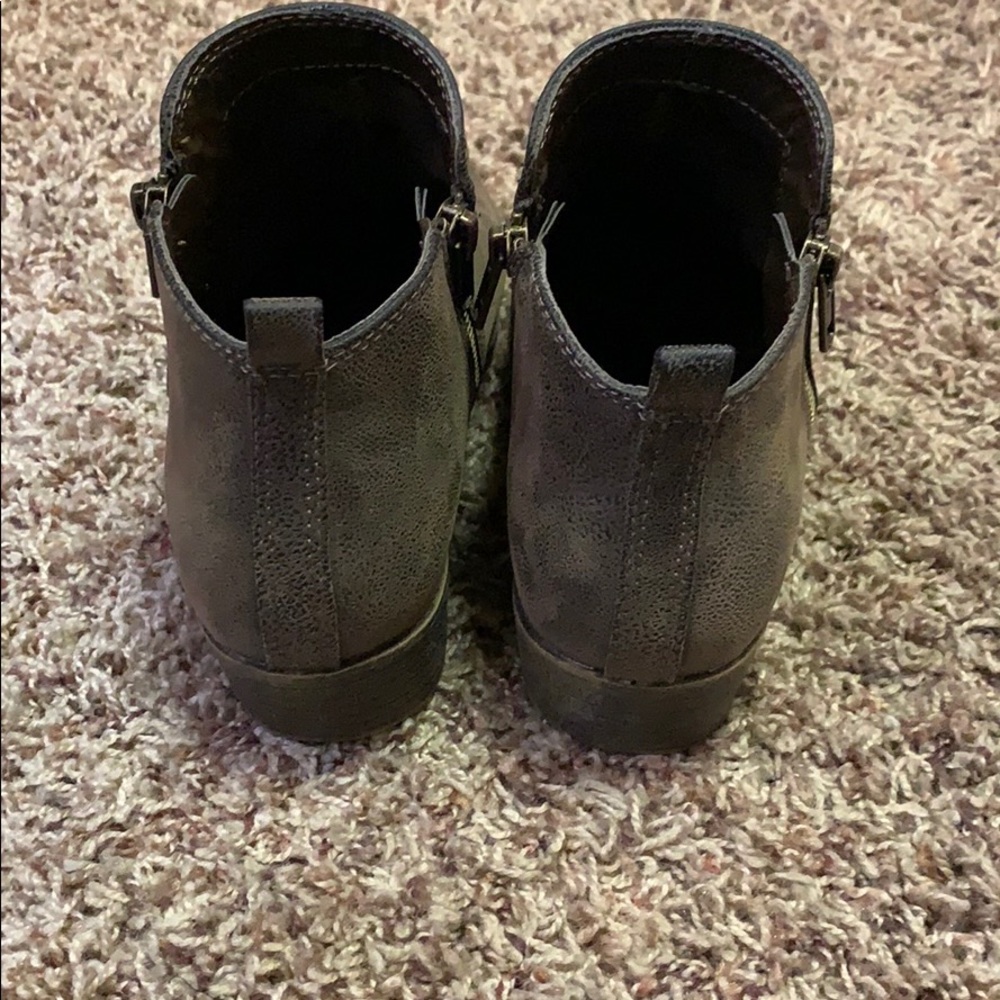 Booties! - Picture 4 of 4
